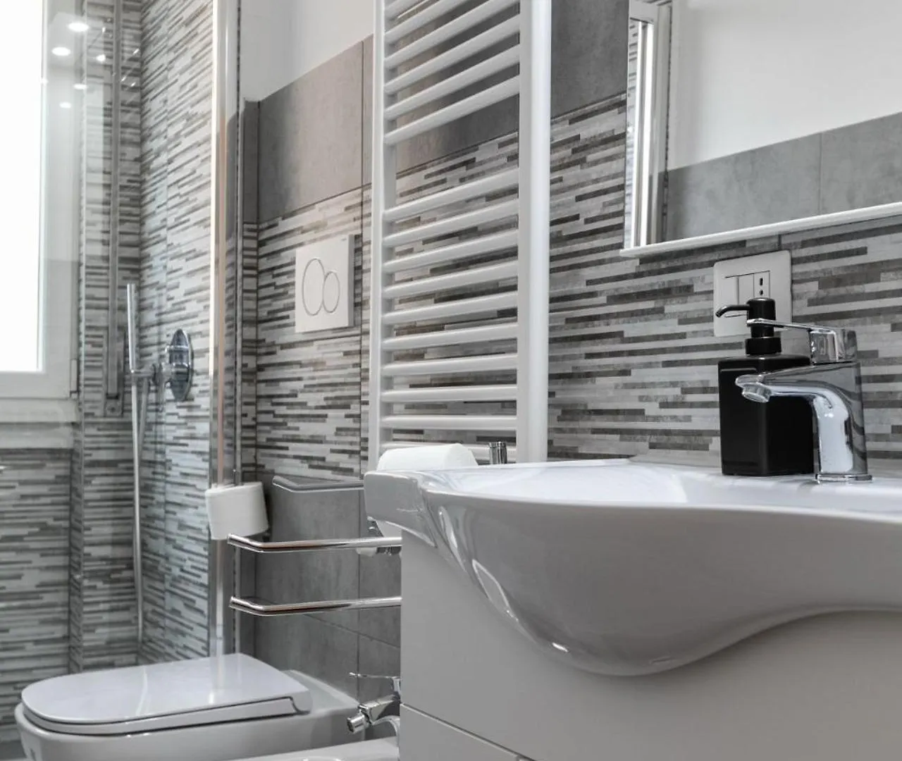Dessi Luxury Apt San Siro E Centro Mailand 0*,